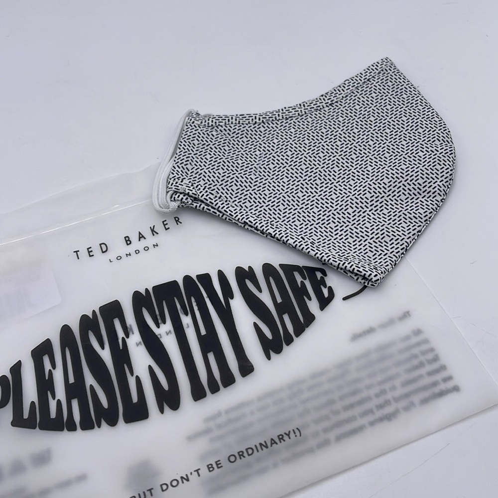 Stylish Black and White Women's Shoes TED BAKER LONDON Reversible Reusable
NWT - Picture 11 of 15